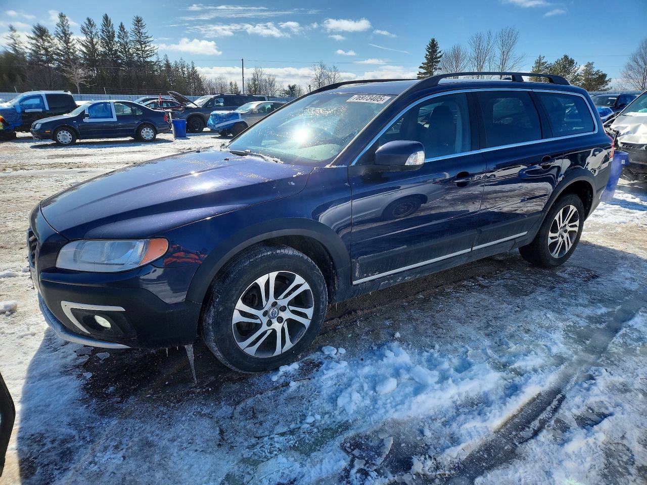 2015 VOLVO XC70
