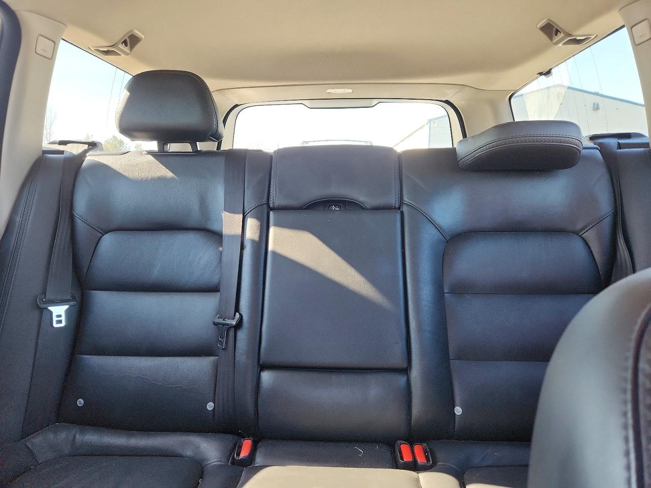 2015 VOLVO XC70 T5 PREMIER photo 19