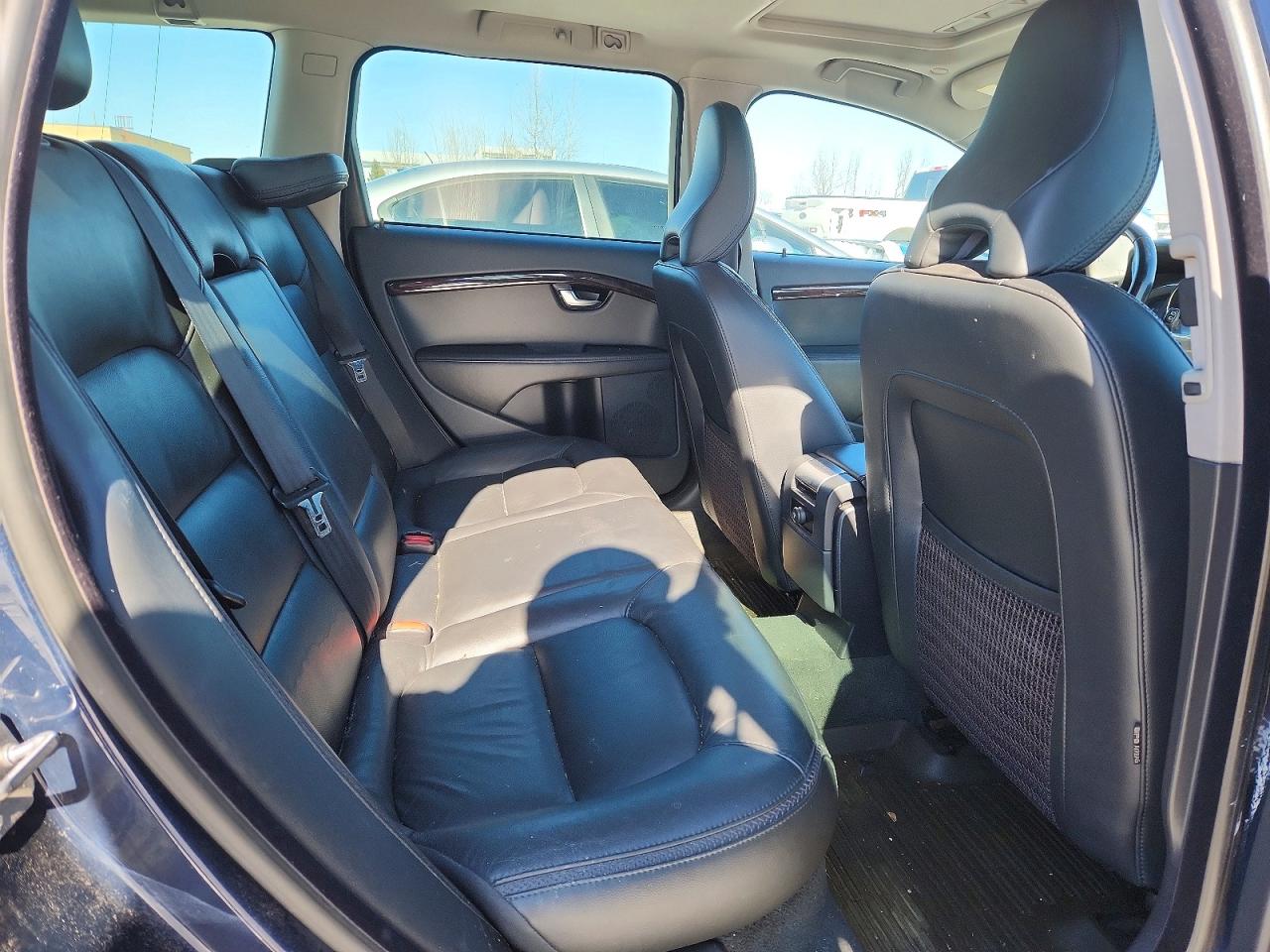 2015 VOLVO XC70 T5 PREMIER photo 21