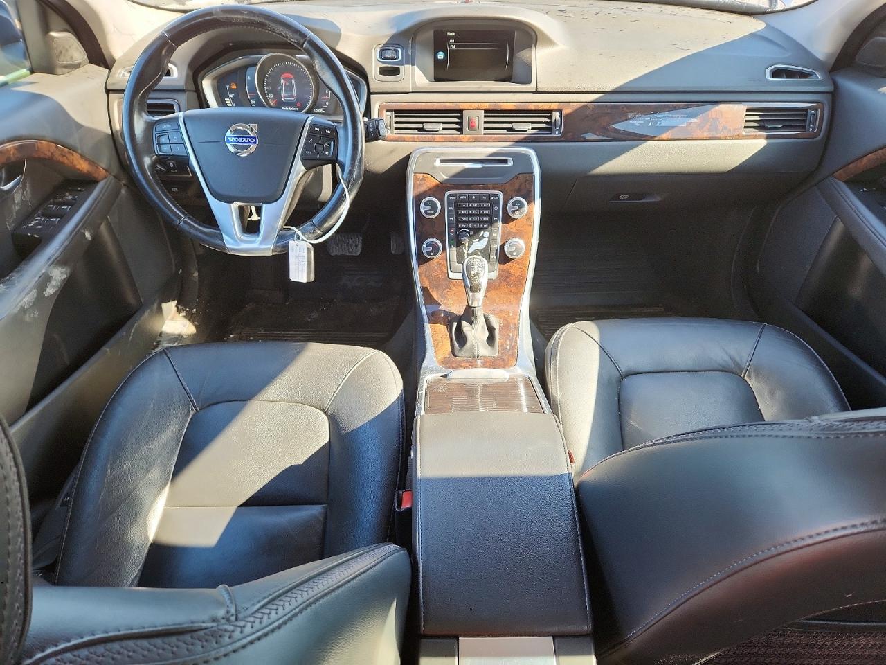 2015 VOLVO XC70 T5 PREMIER photo 15