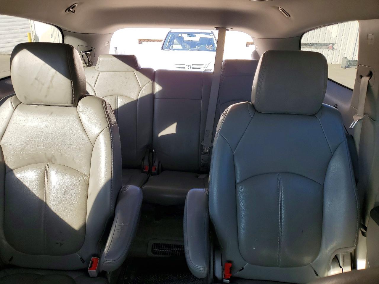 2016 BUICK ENCLAVE photo 10
