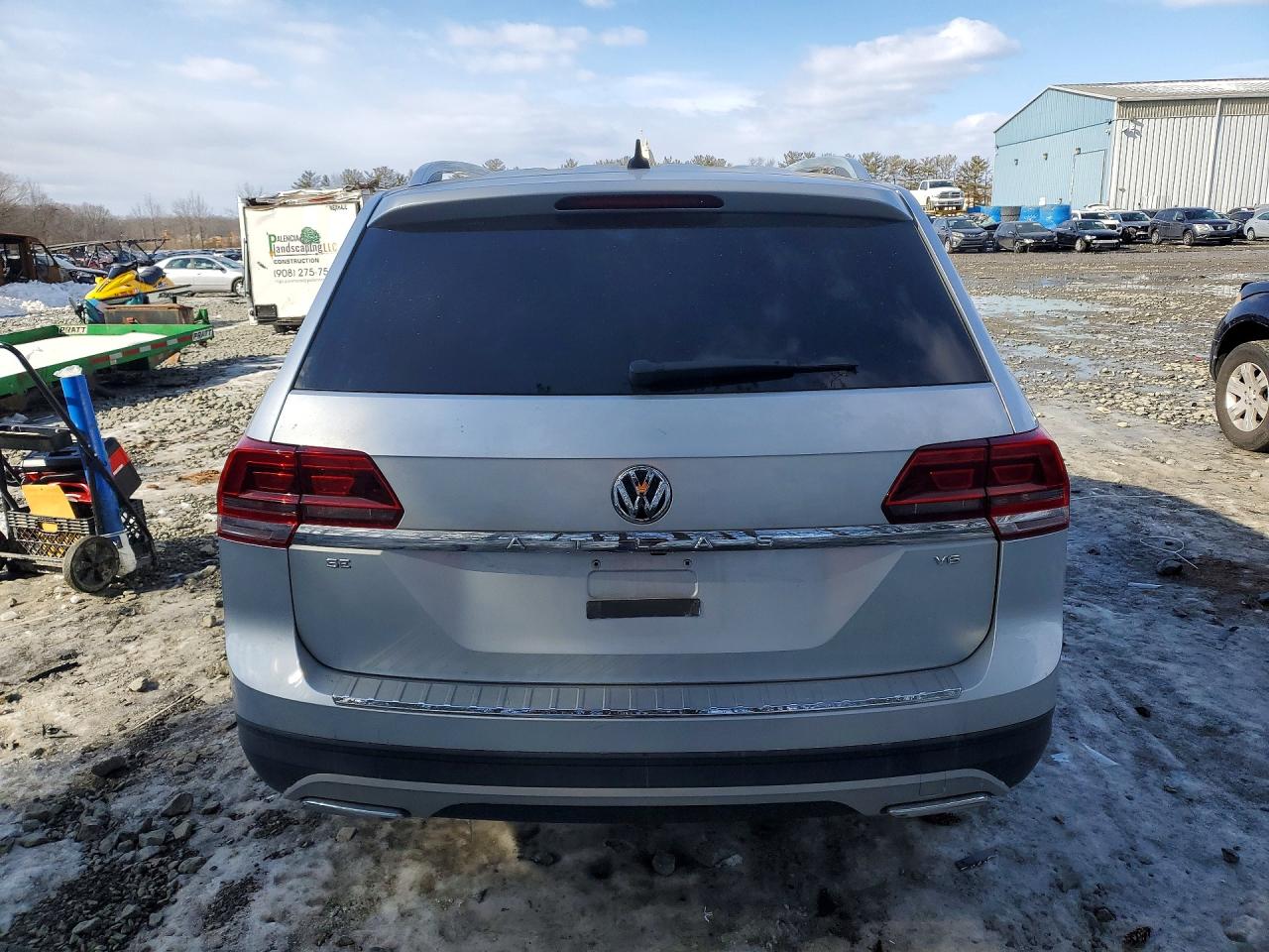 2018 VOLKSWAGEN ATLAS photo 11