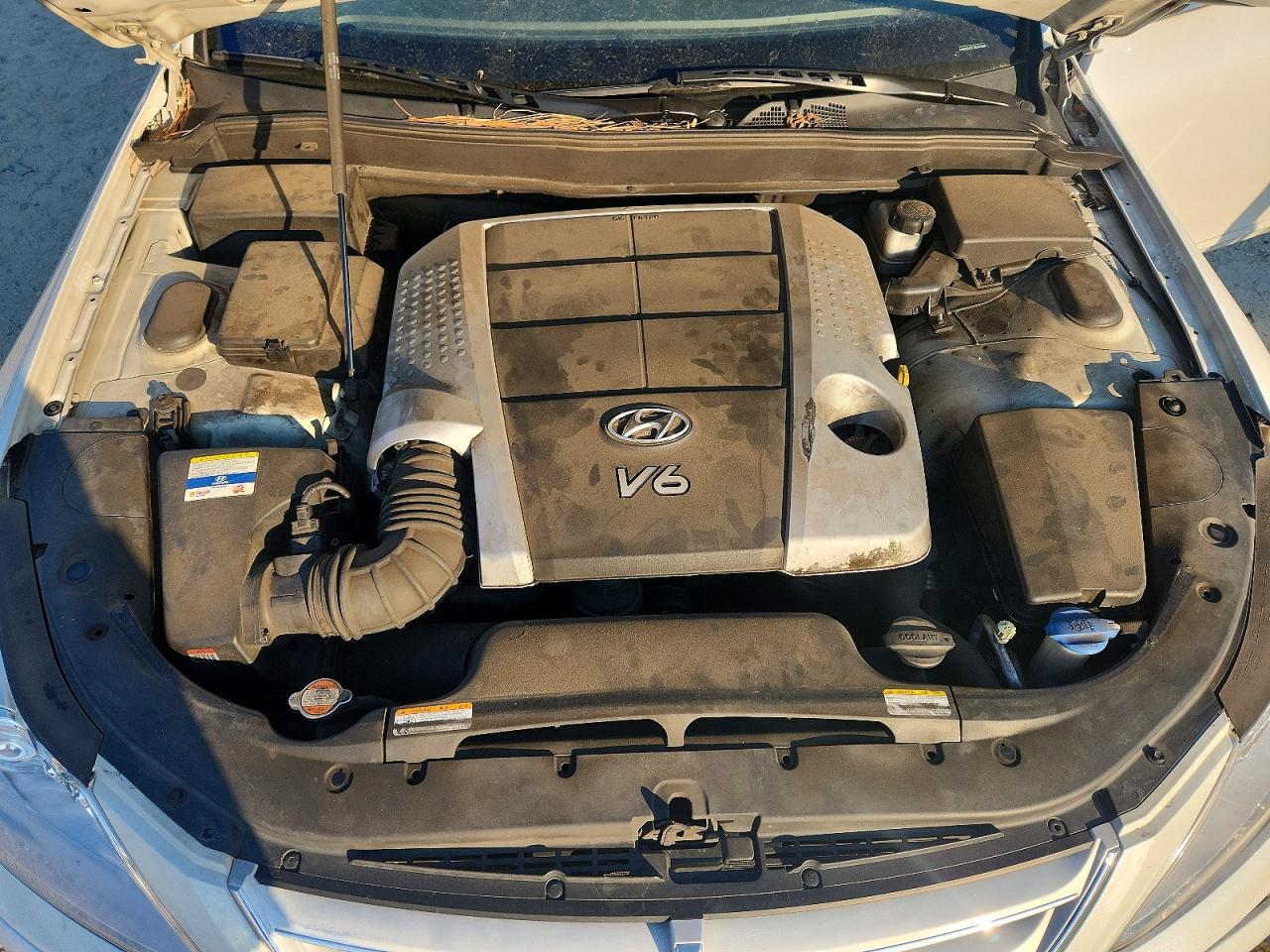 2011 HYUNDAI GENESIS 3.8L photo 11
