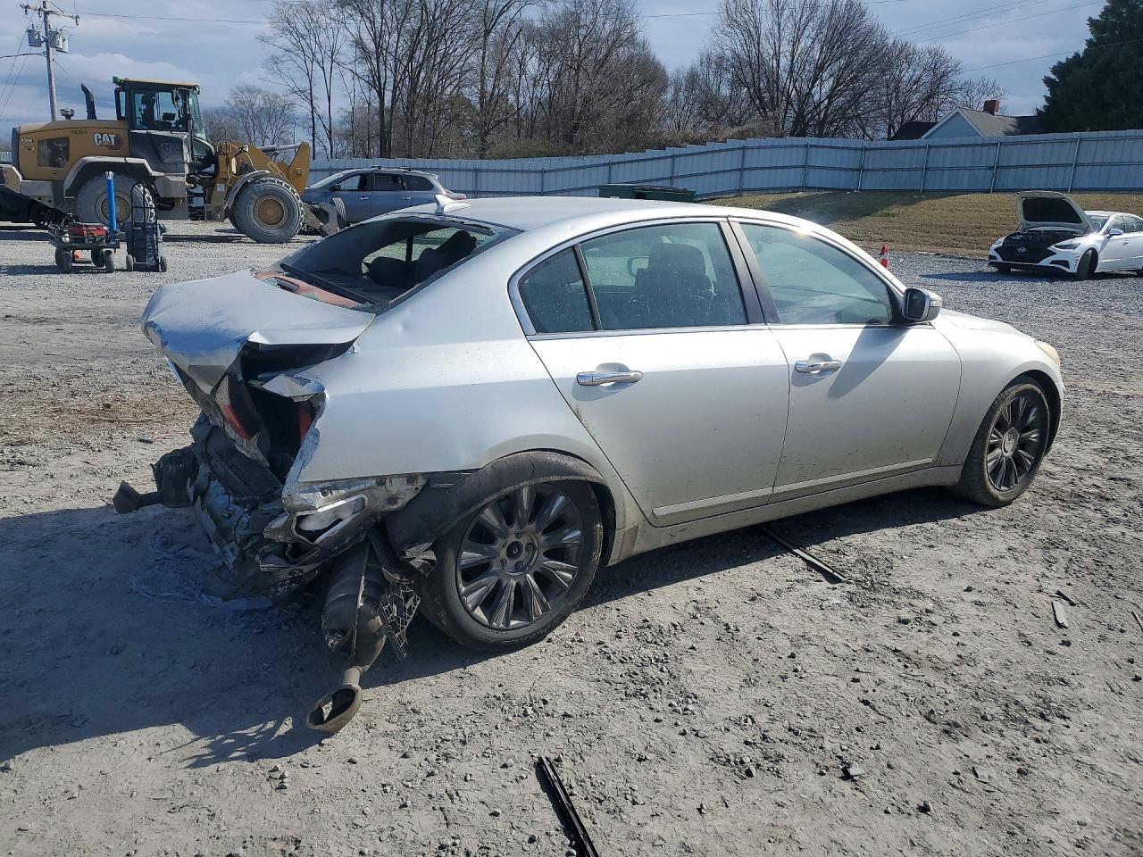 2009 HYUNDAI GENESIS 3.8L photo 3