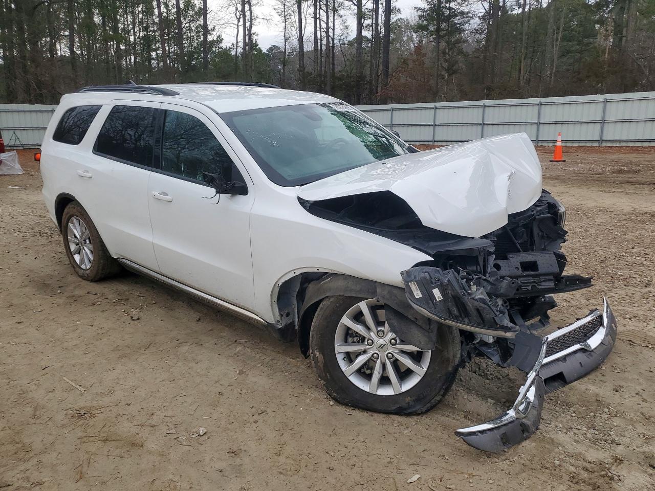 2023 DODGE DURANGO SXT photo 4