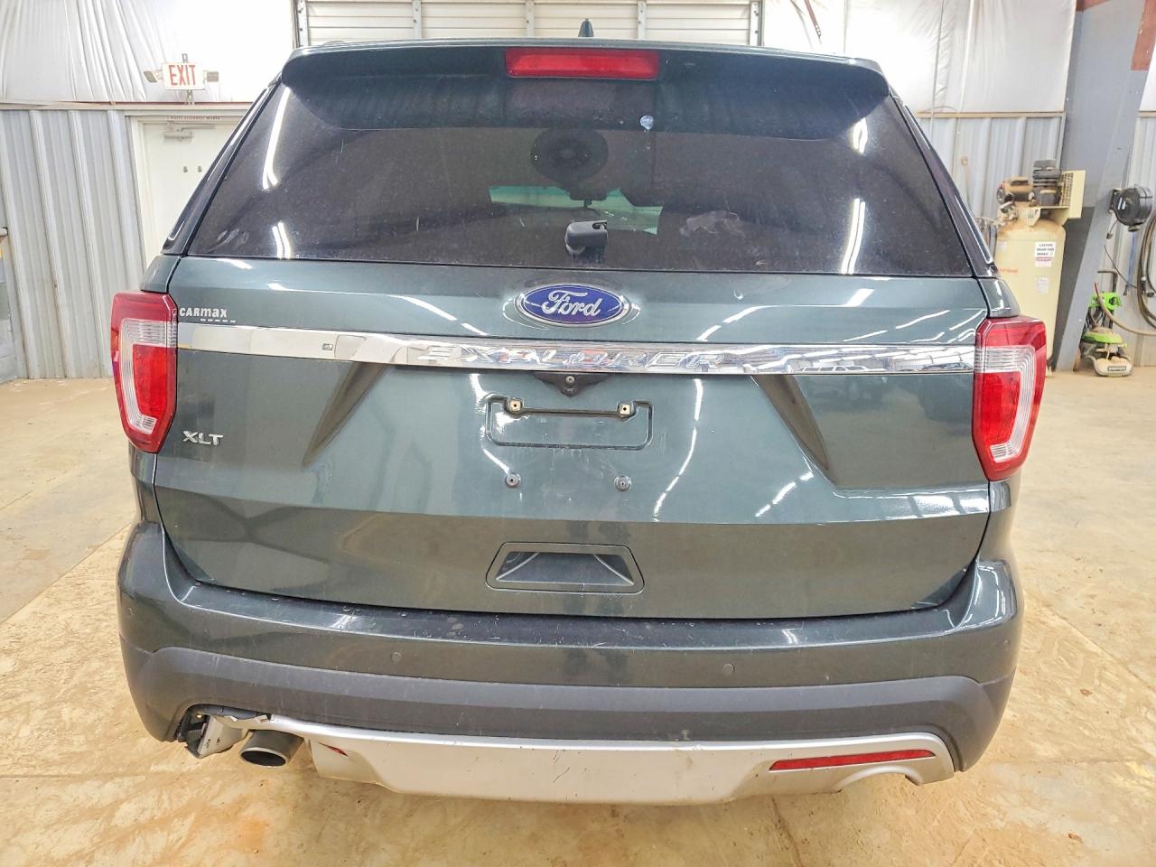 2016 FORD EXPLORER XLT photo 6