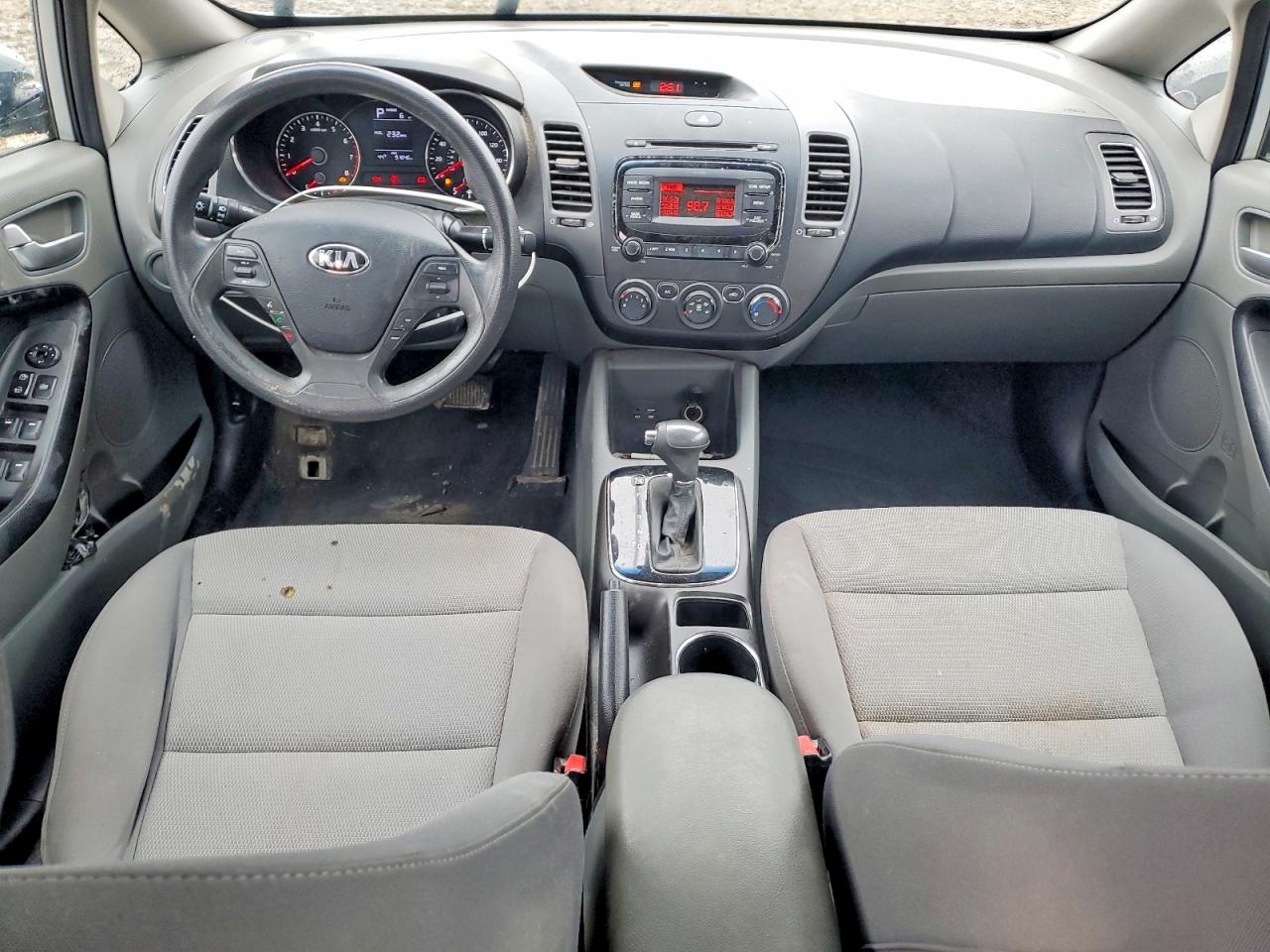 2017 KIA FORTE LX photo 22