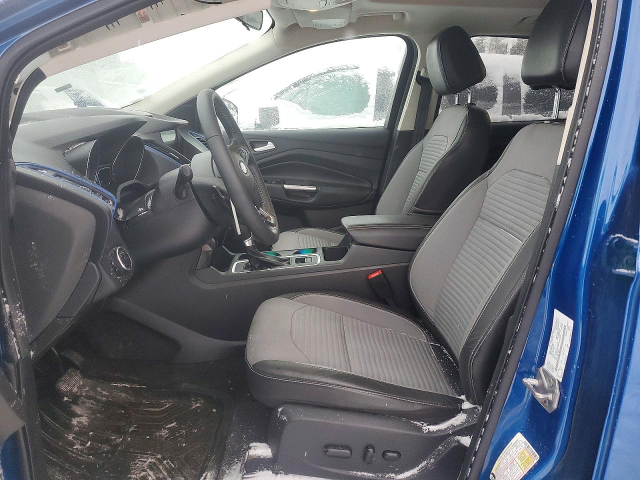 2017 FORD ESCAPE SE photo 13