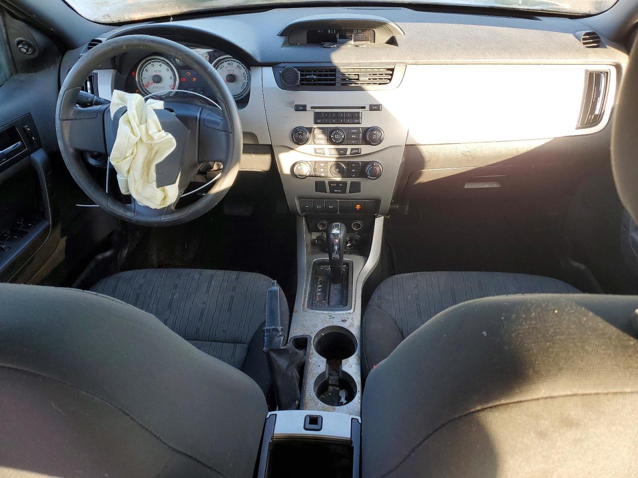 2008 FORD FOCUS SE photo 15