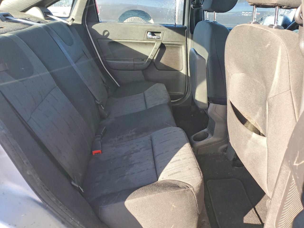 2008 FORD FOCUS SE photo 19