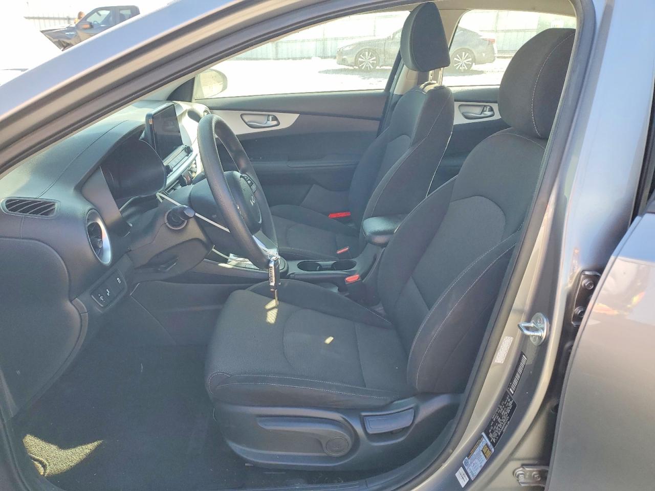 2023 KIA FORTE LX photo 7