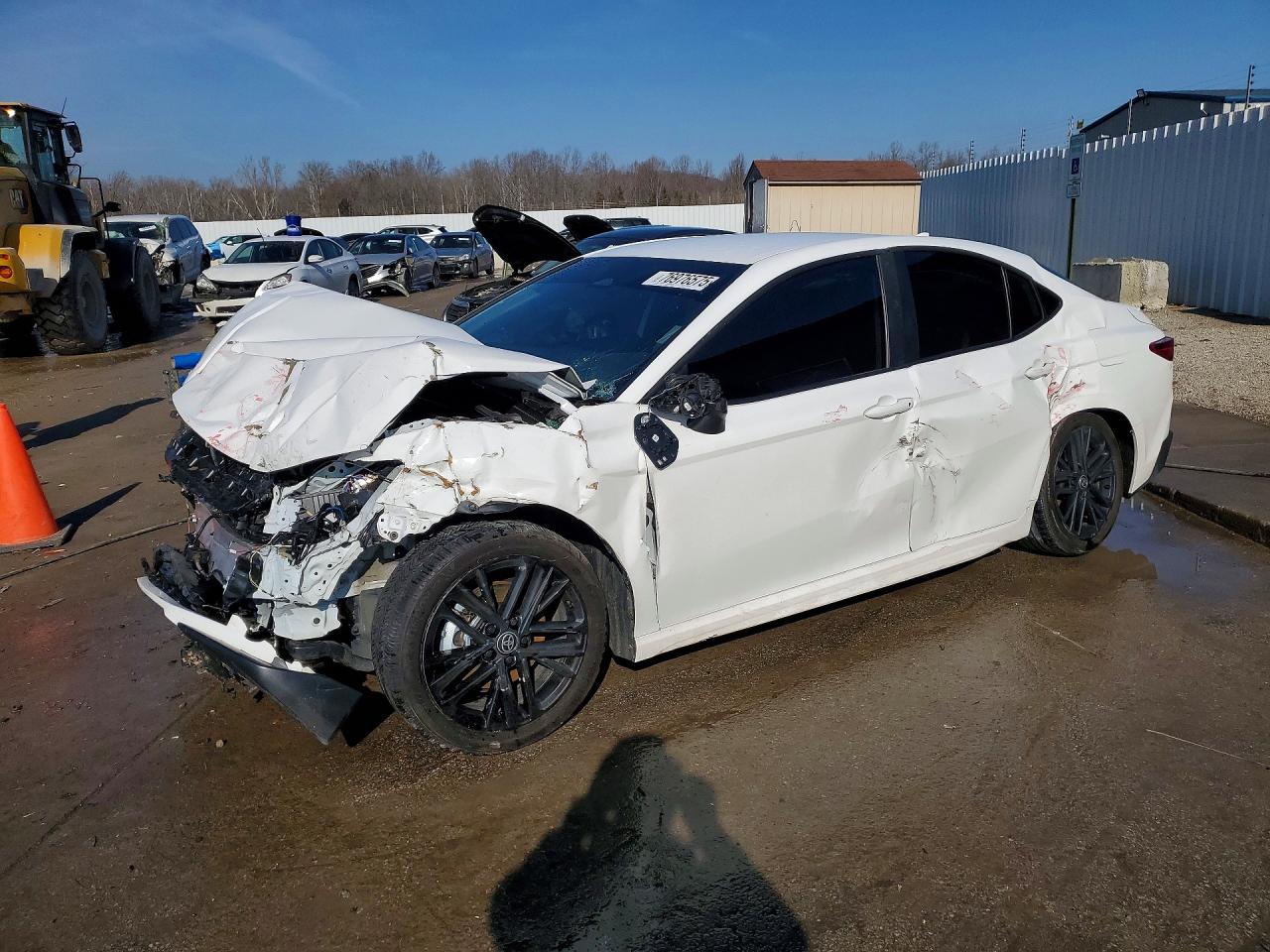 2025 TOYOTA CAMRY