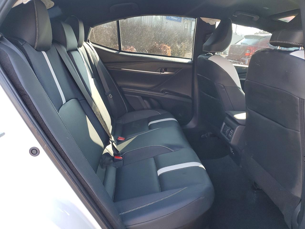 2025 TOYOTA CAMRY SE photo 10