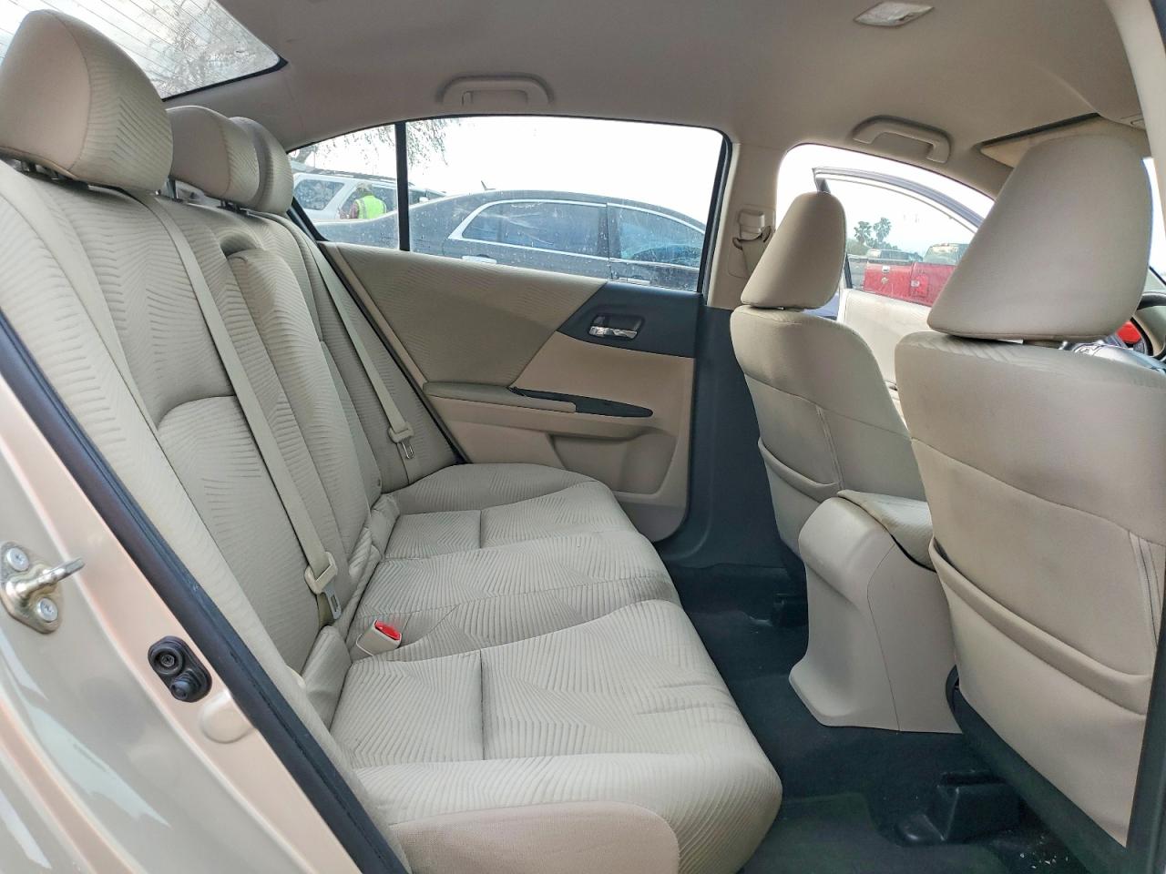 2016 HONDA ACCORD LX photo 19