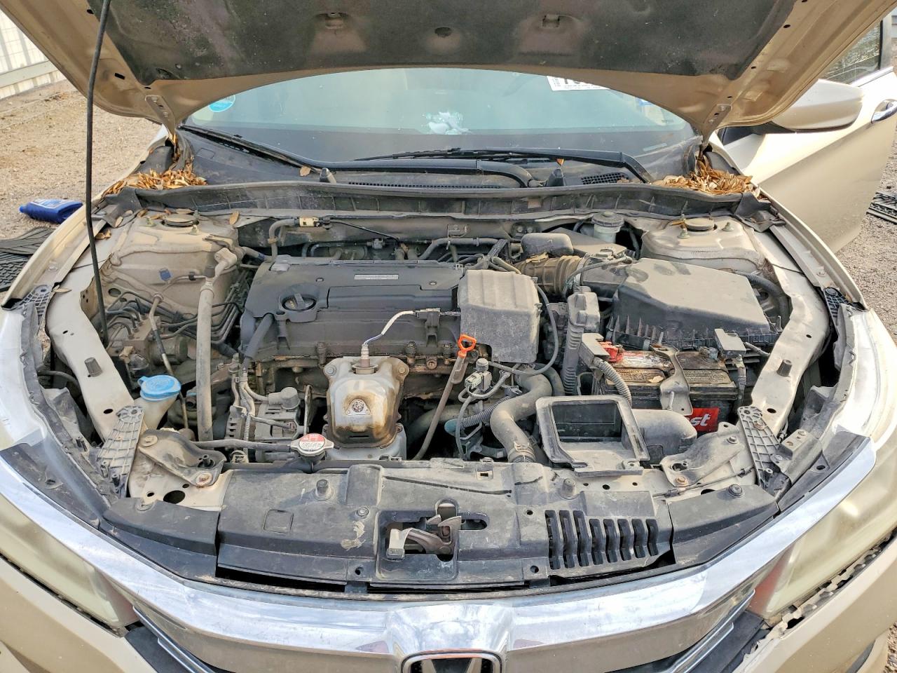 2016 HONDA ACCORD LX photo 21