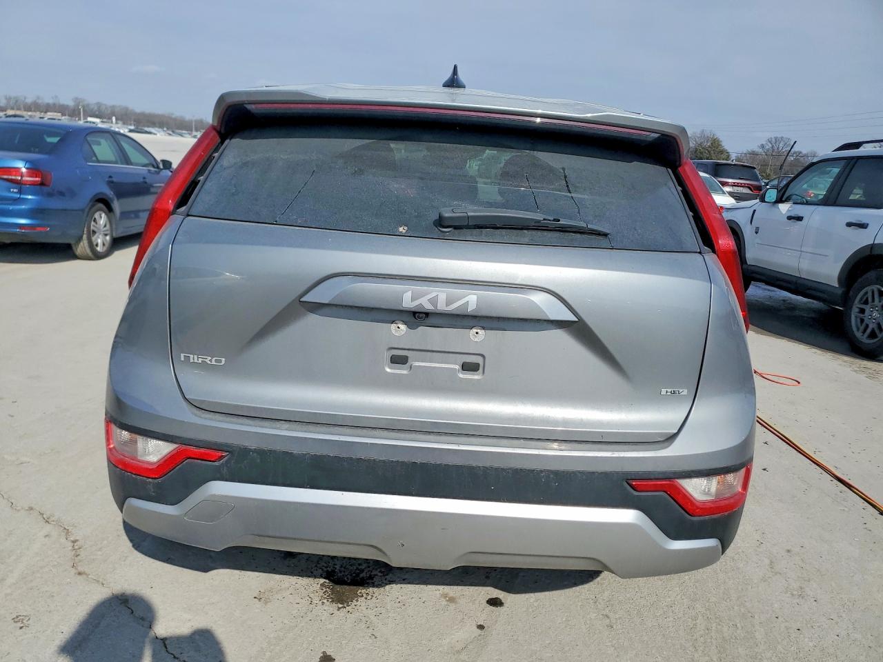 2023 KIA NIRO LX photo 6