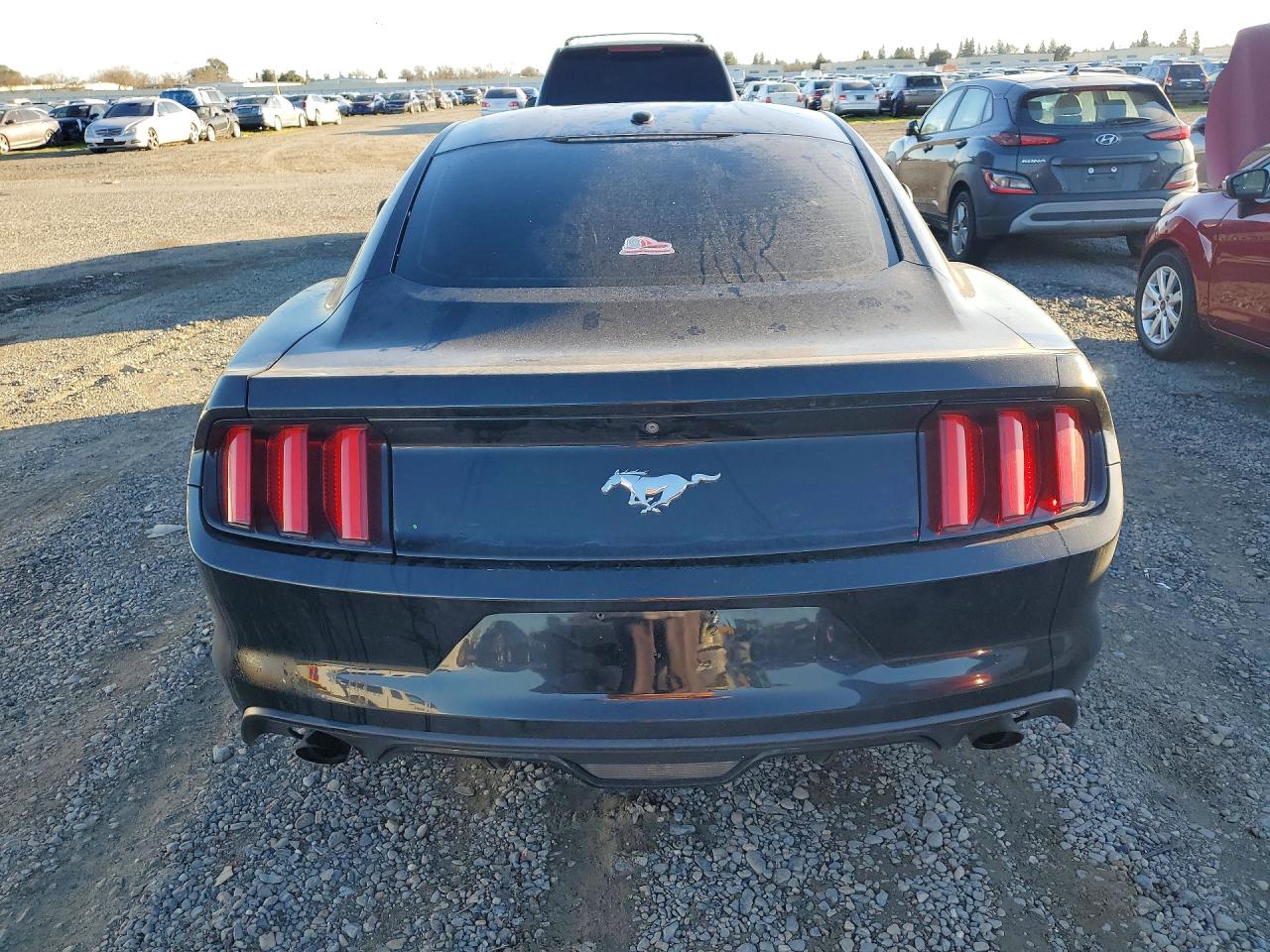 2016 FORD MUSTANG photo 16