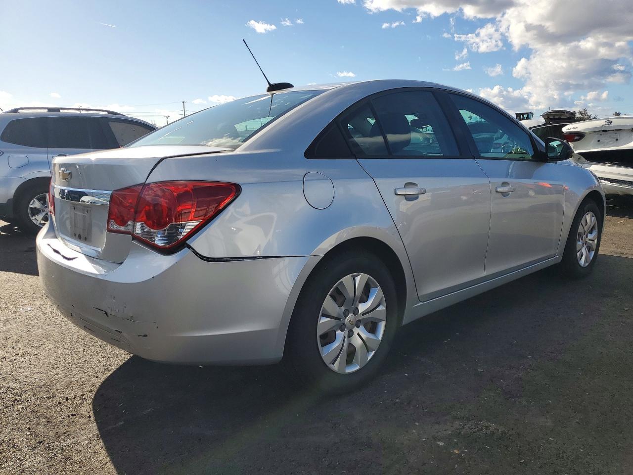 2016 CHEVROLET CRUZE LIMITED LS photo 5