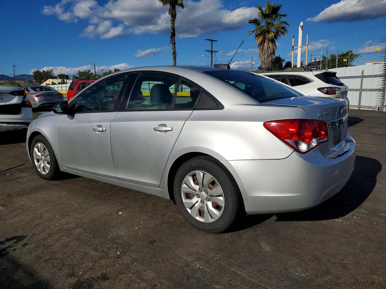 2016 CHEVROLET CRUZE LIMITED LS photo 3