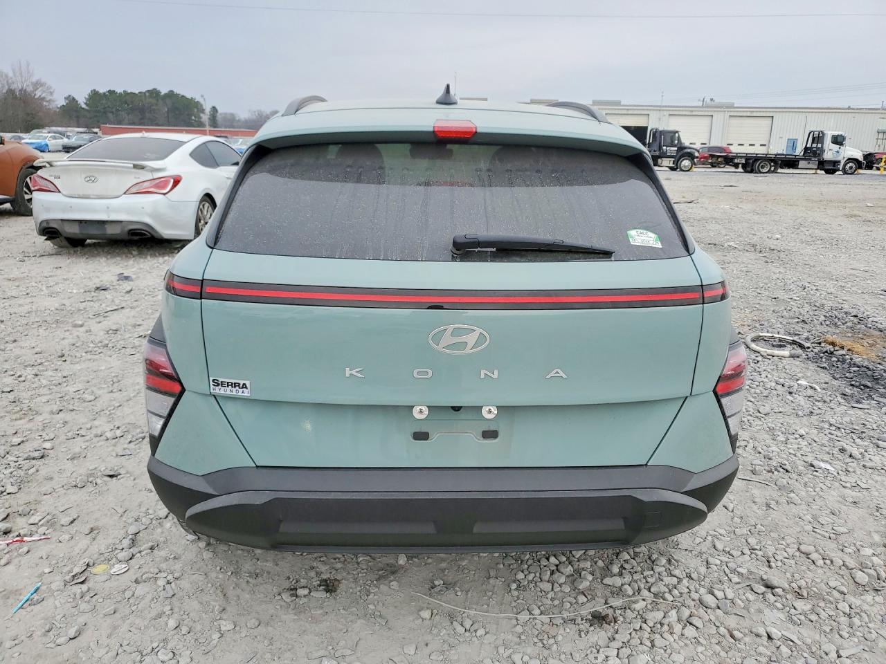 2024 HYUNDAI KONA SEL photo 6