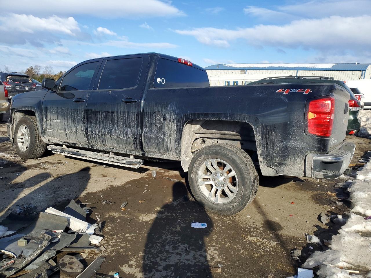 2015 CHEVROLET SILVERADO K1500 LT photo 2