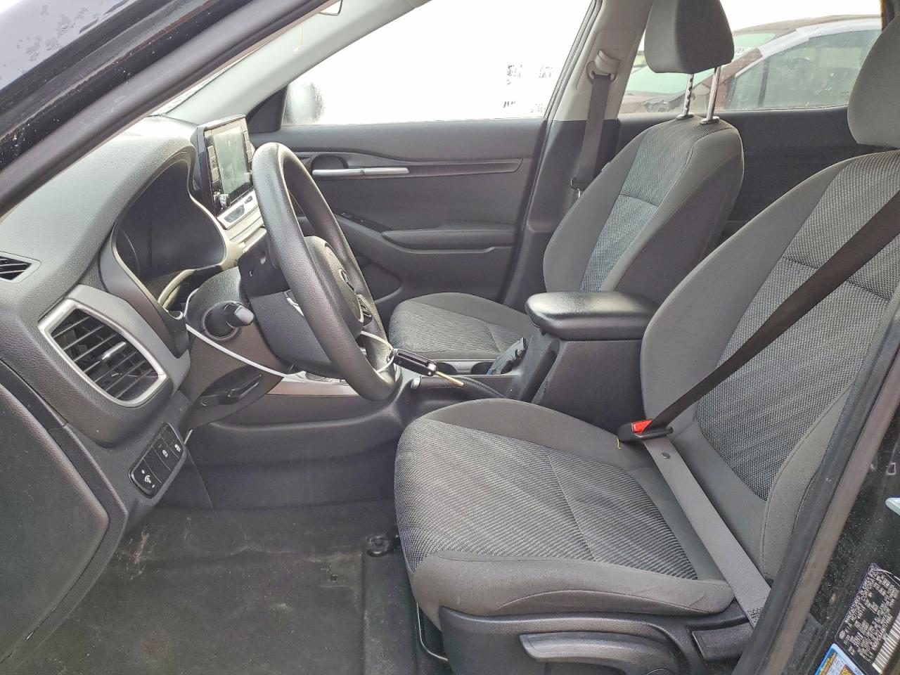 2021 KIA SELTOS LX photo 13