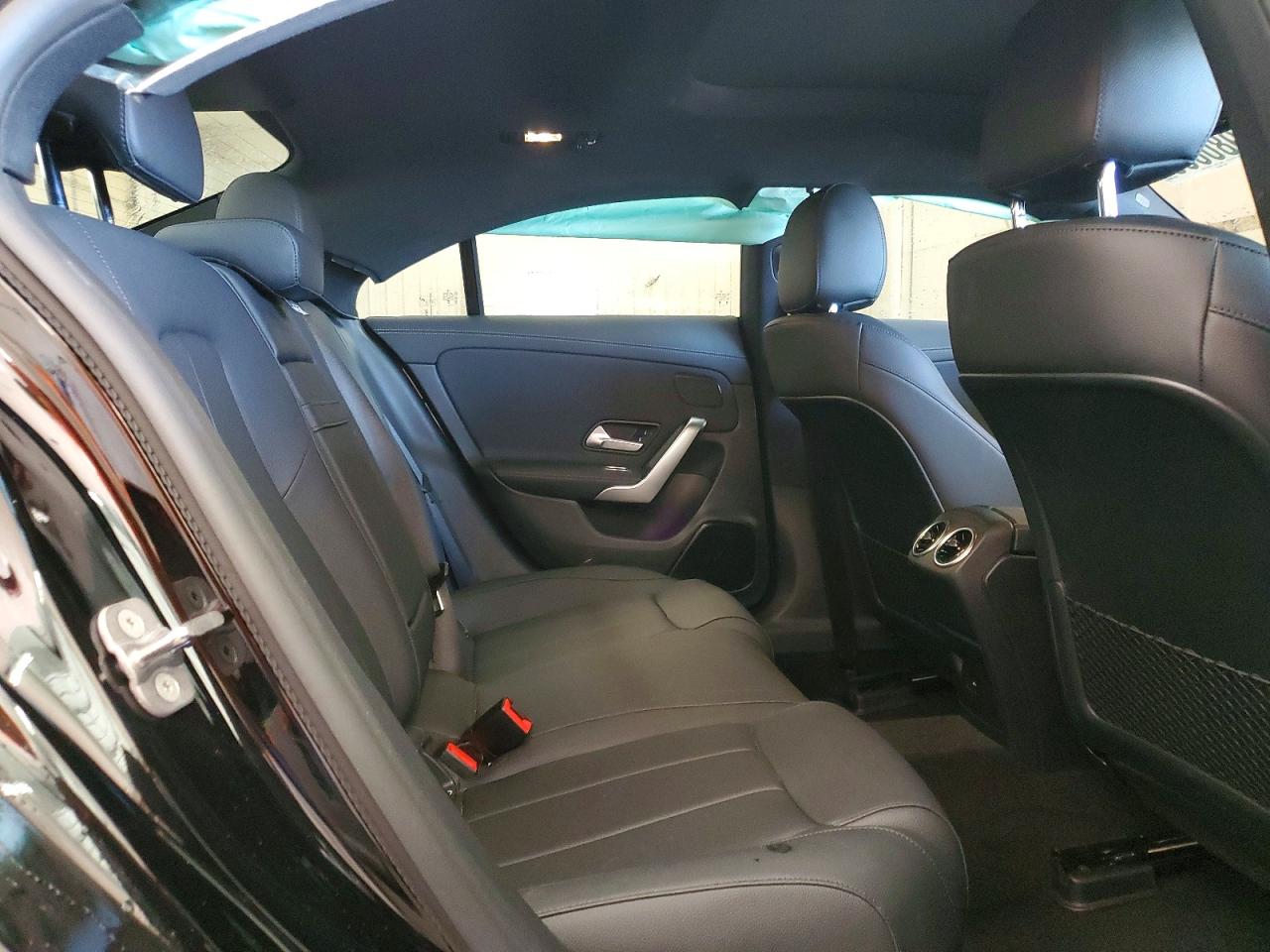 2025 MERCEDES-BENZ CLA 250 photo 10