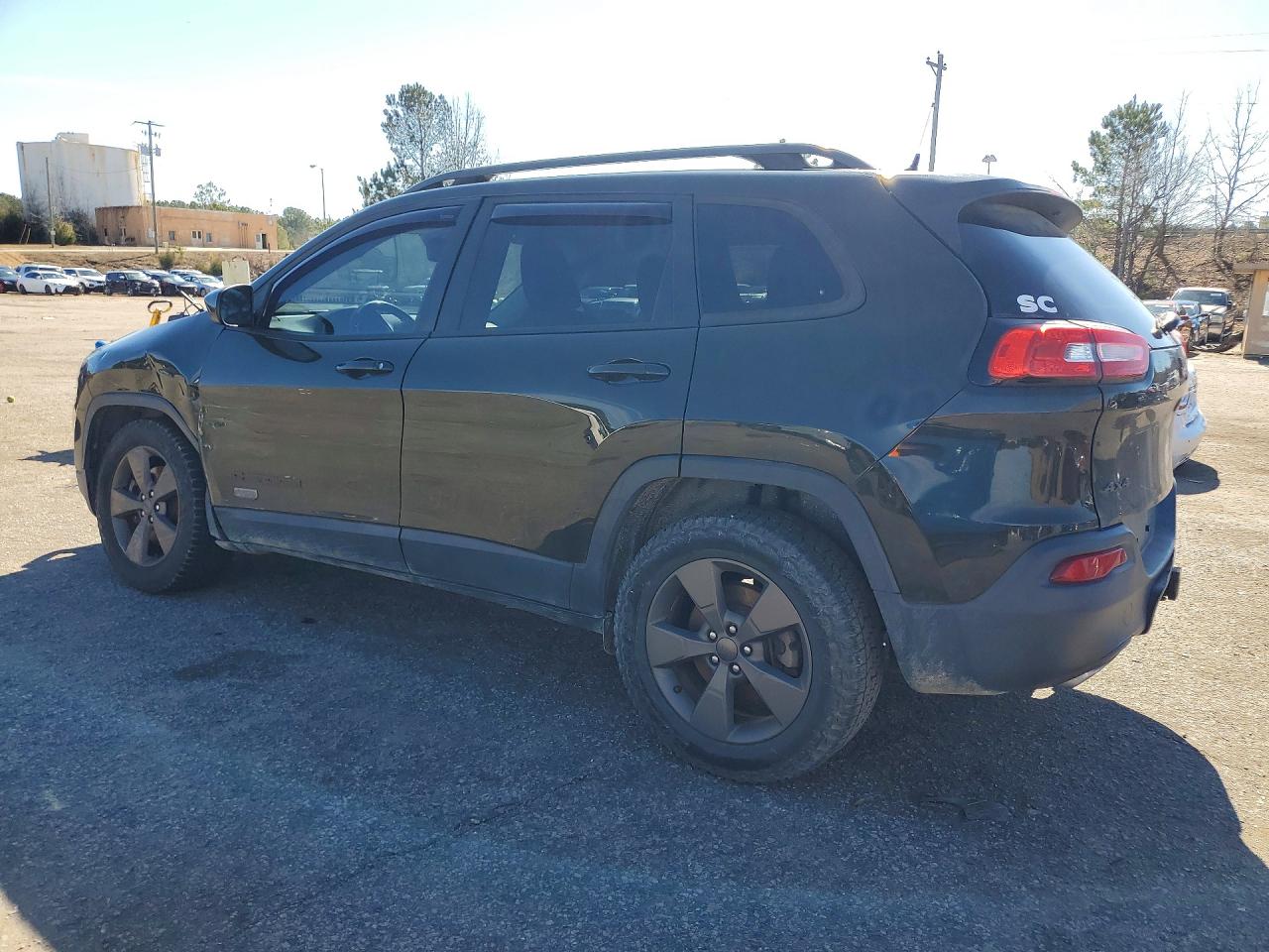 2017 JEEP CHEROKEE LATITUDE photo 2