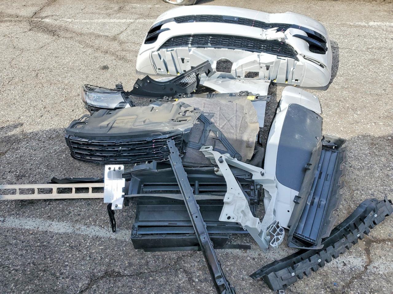 2024 LAND ROVER RANGE ROVER SPORT DYNAMIC SE photo 37