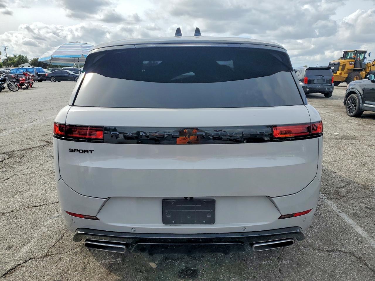 2024 LAND ROVER RANGE ROVER SPORT DYNAMIC SE photo 16