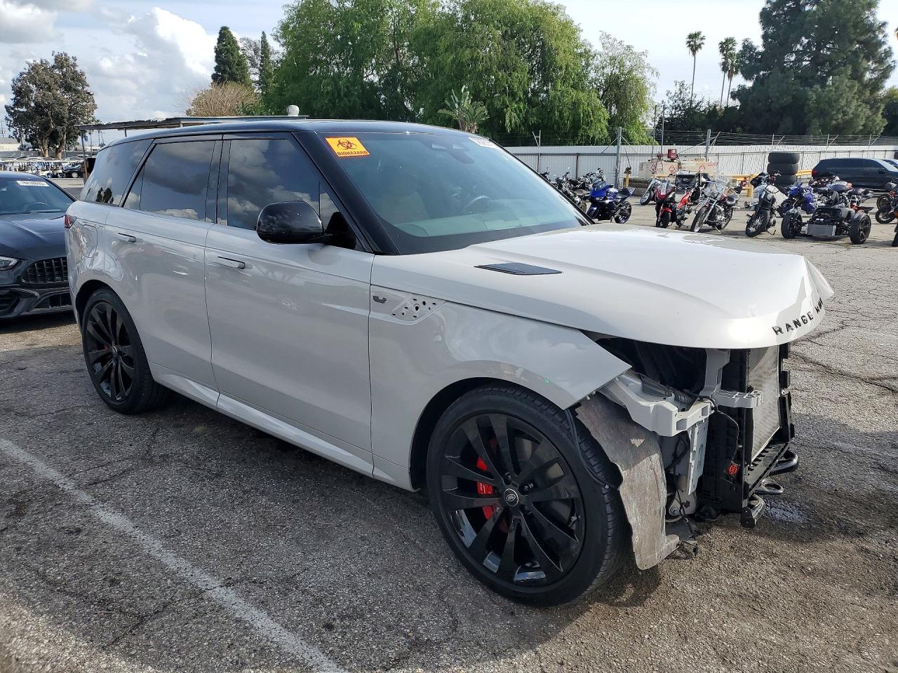 2024 LAND ROVER RANGE ROVER SPORT DYNAMIC SE photo 10