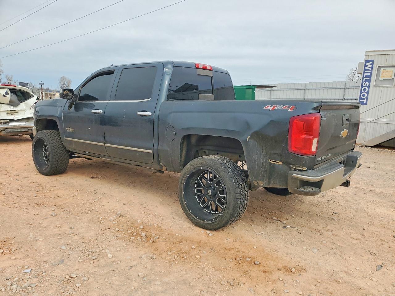 2017 CHEVROLET SILVERADO K1500 LTZ photo 2