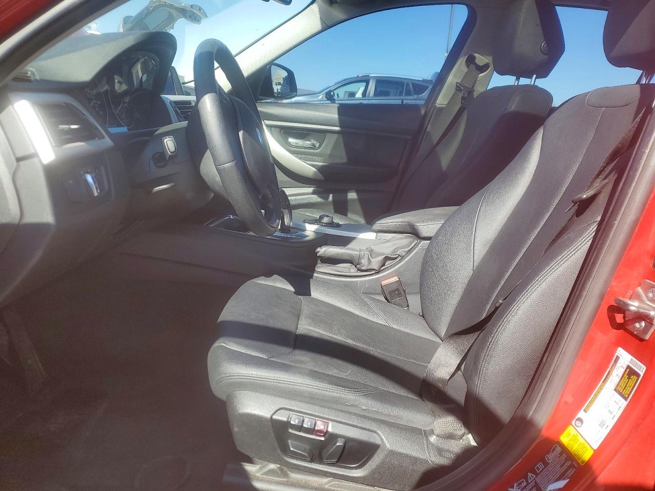 2014 BMW 320 I XDRIVE photo 24