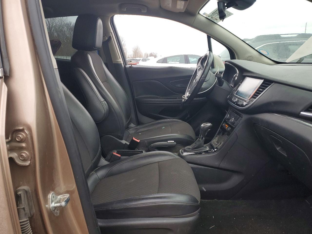 2018 BUICK ENCORE PREFERRED photo 7