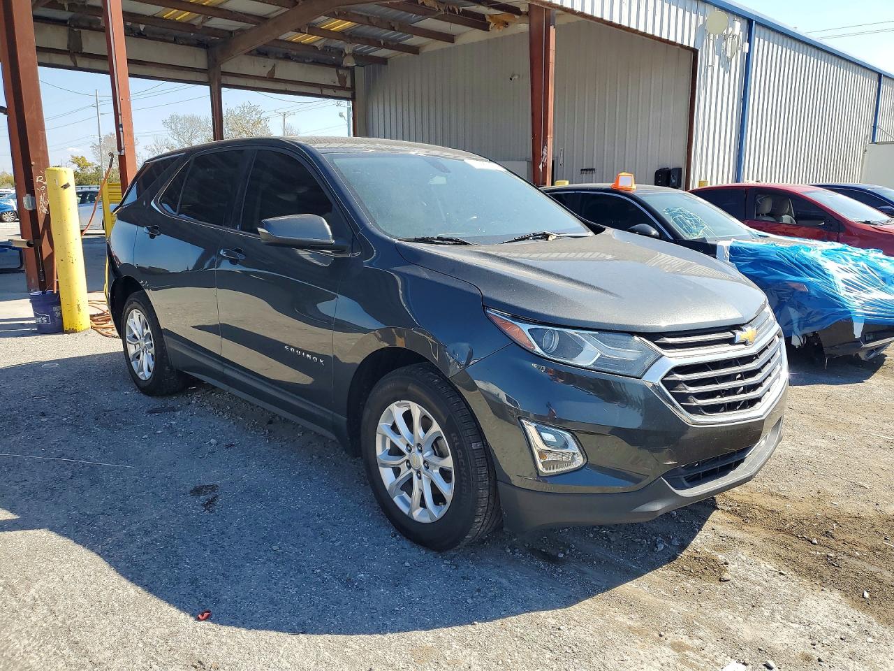 2018 CHEVROLET EQUINOX LT photo 4