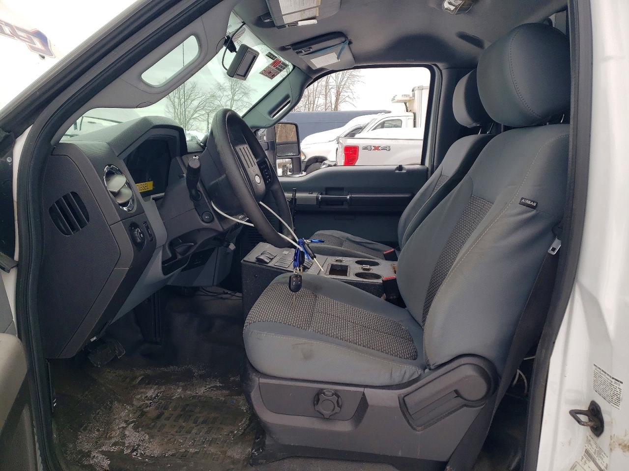 2015 FORD F350 SUPER DUTY AMBULANCE photo 7