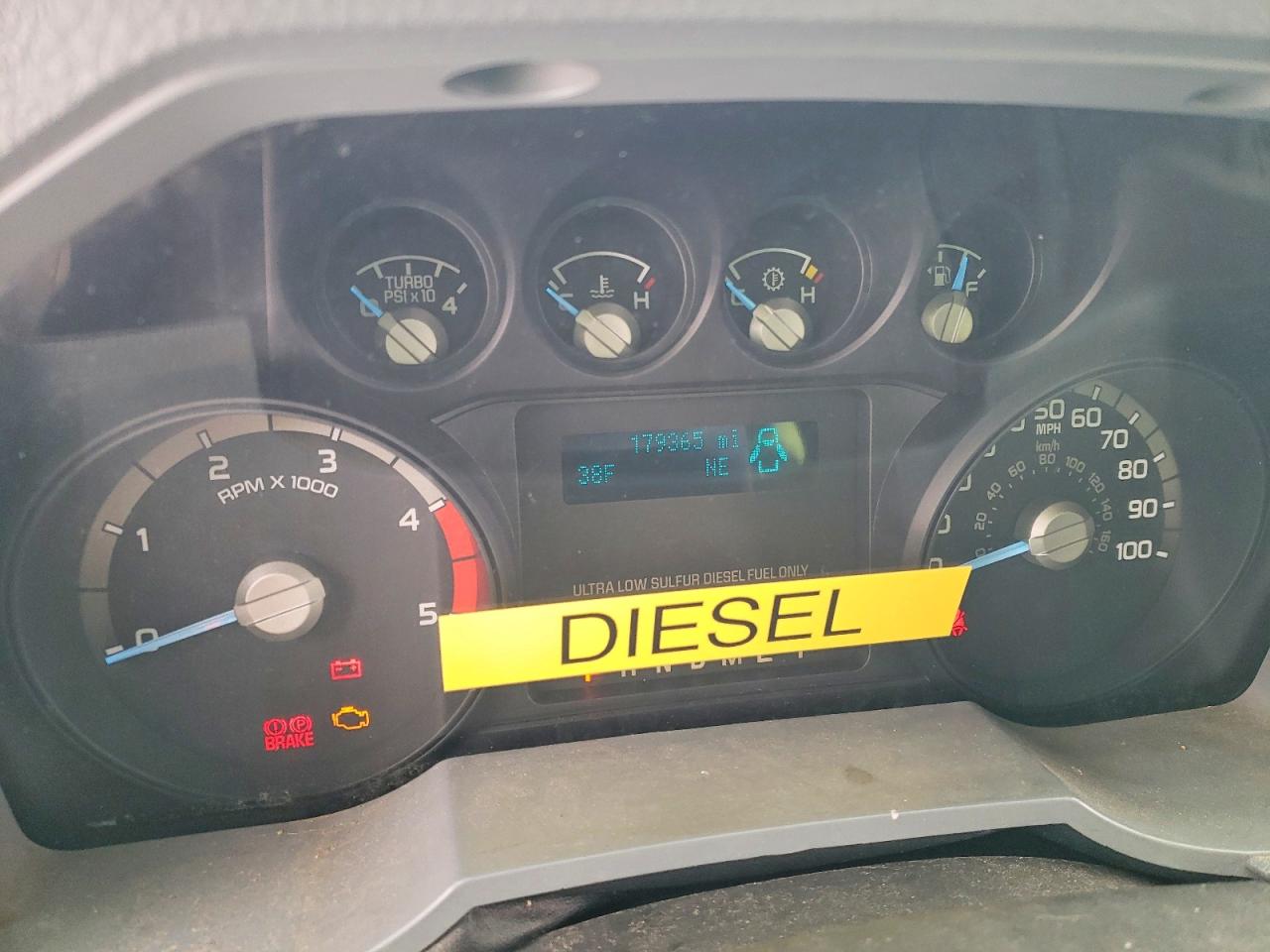 2015 FORD F350 SUPER DUTY AMBULANCE photo 9