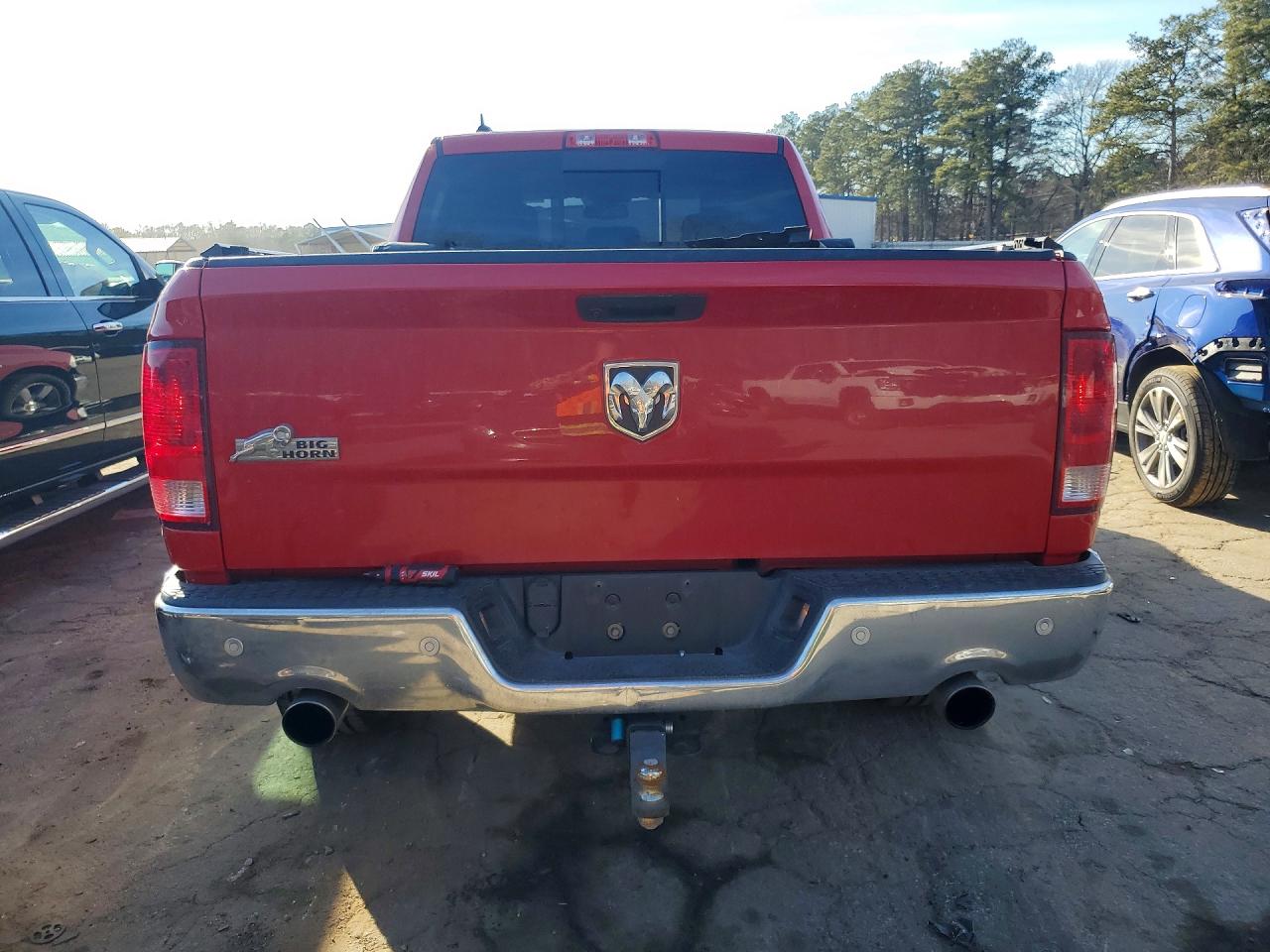 2019 RAM 1500 CLASSIC SLT photo 6