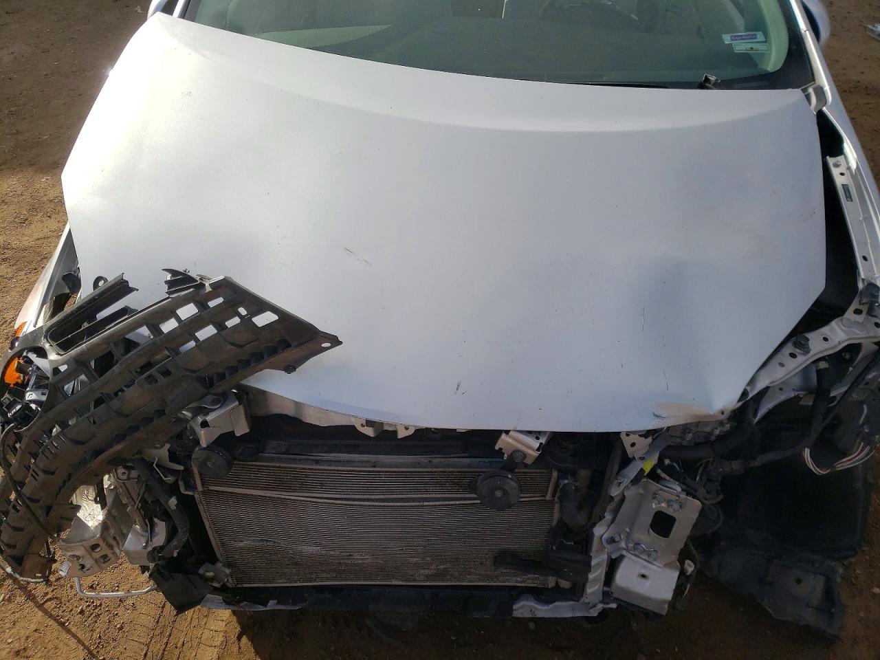 2012 TOYOTA PRIUS photo 21