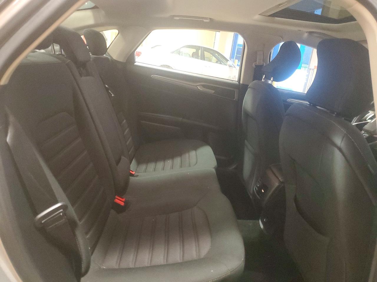 2019 FORD FUSION SE photo 10