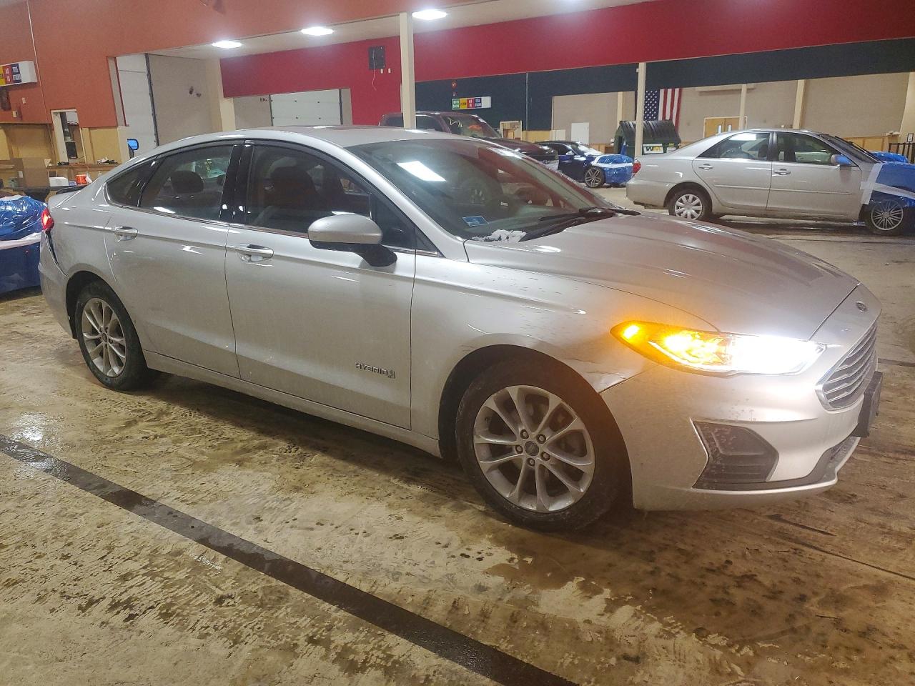 2019 FORD FUSION SE photo 4