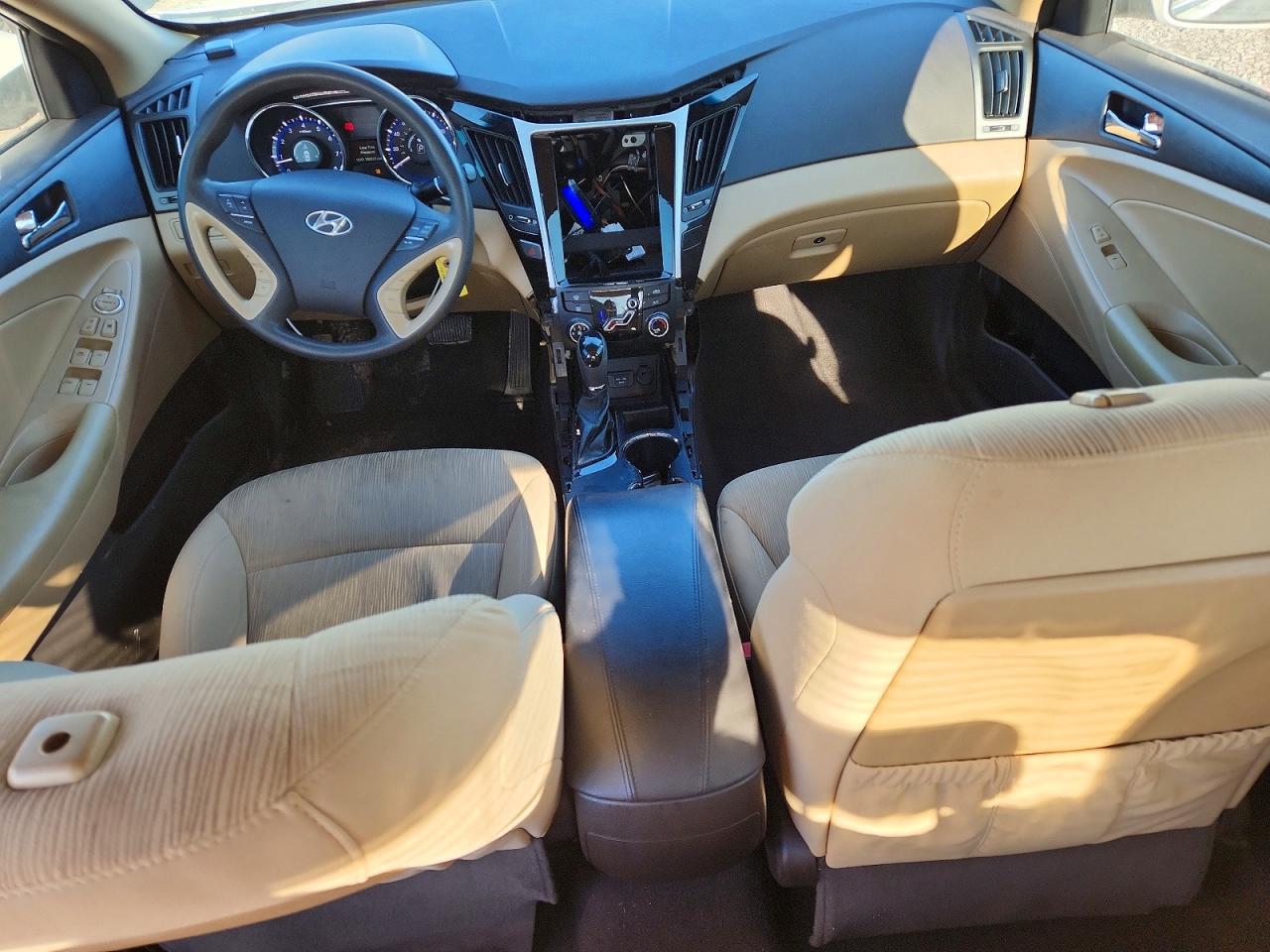 2013 HYUNDAI SONATA GLS photo 15