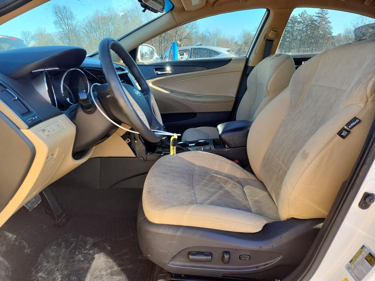 2013 HYUNDAI SONATA GLS photo 13