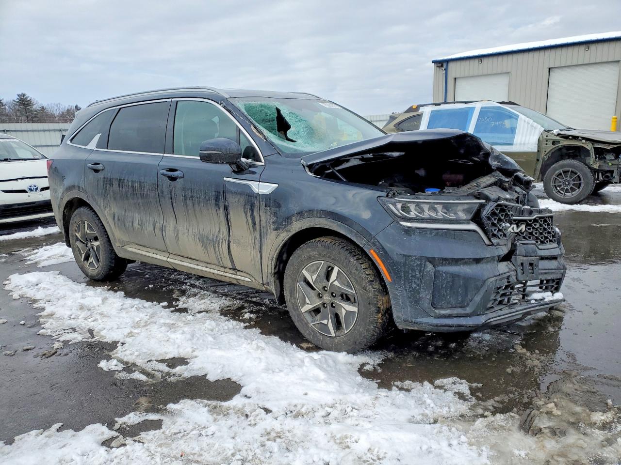 2022 KIA SORENTO S photo 4