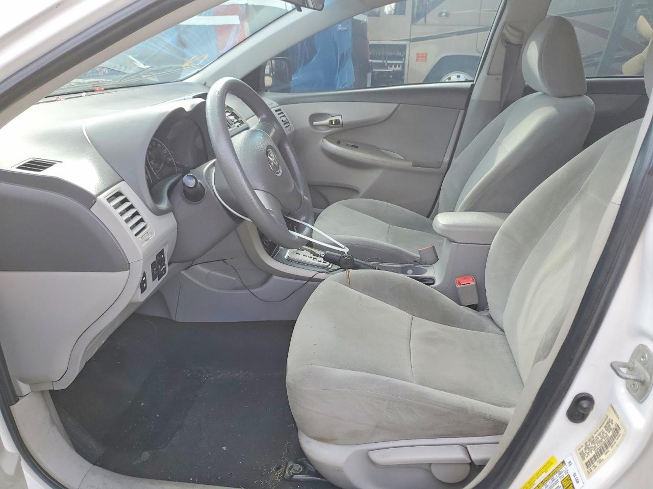 2010 TOYOTA COROLLA BASE photo 13