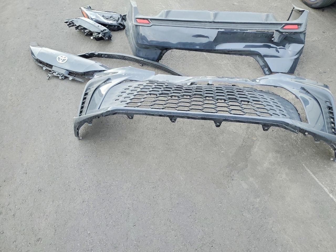 2025 TOYOTA CAMRY SE photo 23