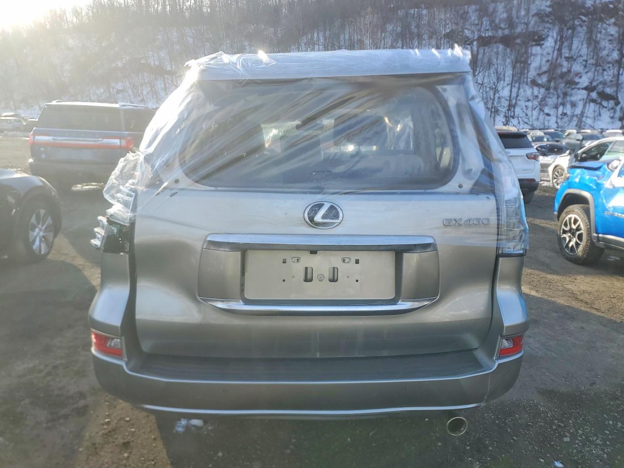 2023 LEXUS GX photo 17