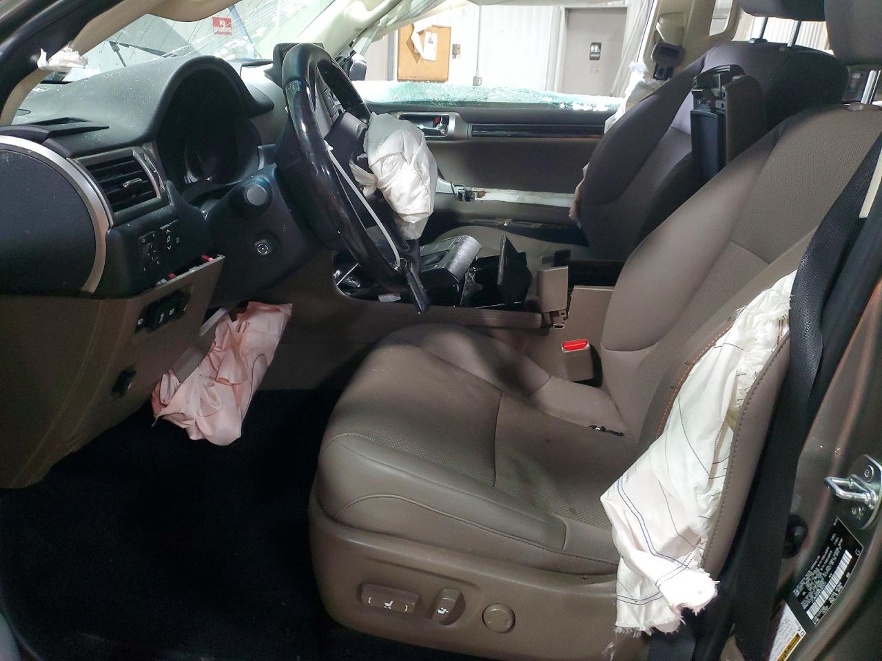 2023 LEXUS GX photo 19