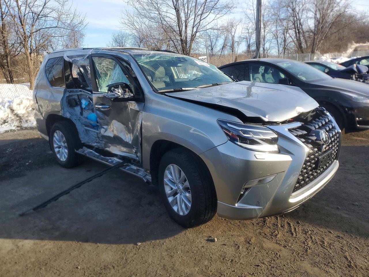 2023 LEXUS GX photo 11