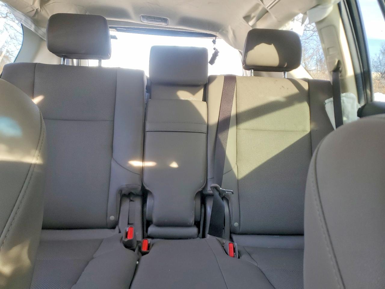 2023 LEXUS GX photo 28